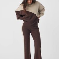 Neo Jumper Chocolate | Sand