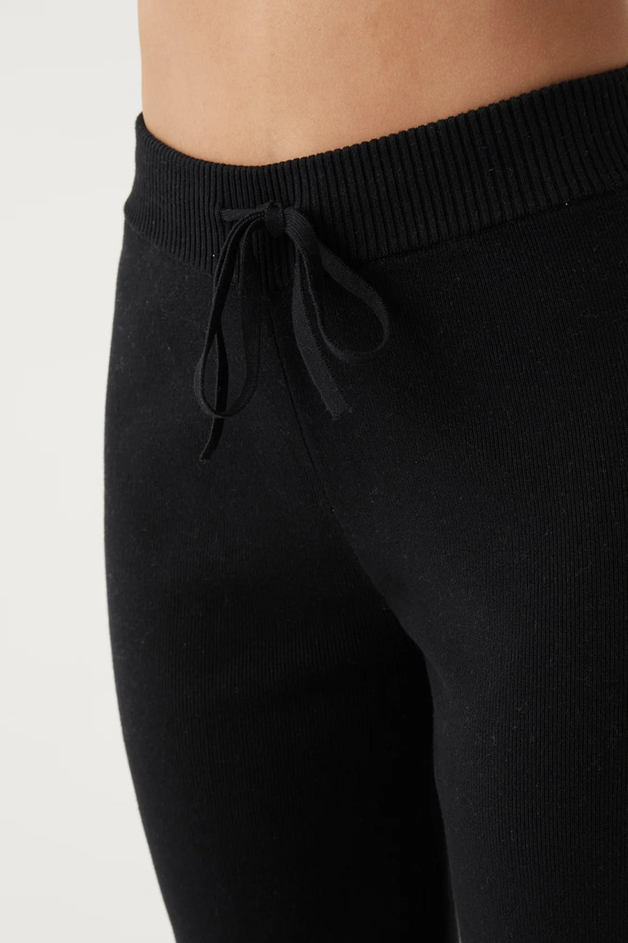 Noa Pants Black