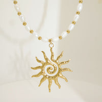 Alice Pearl Necklace