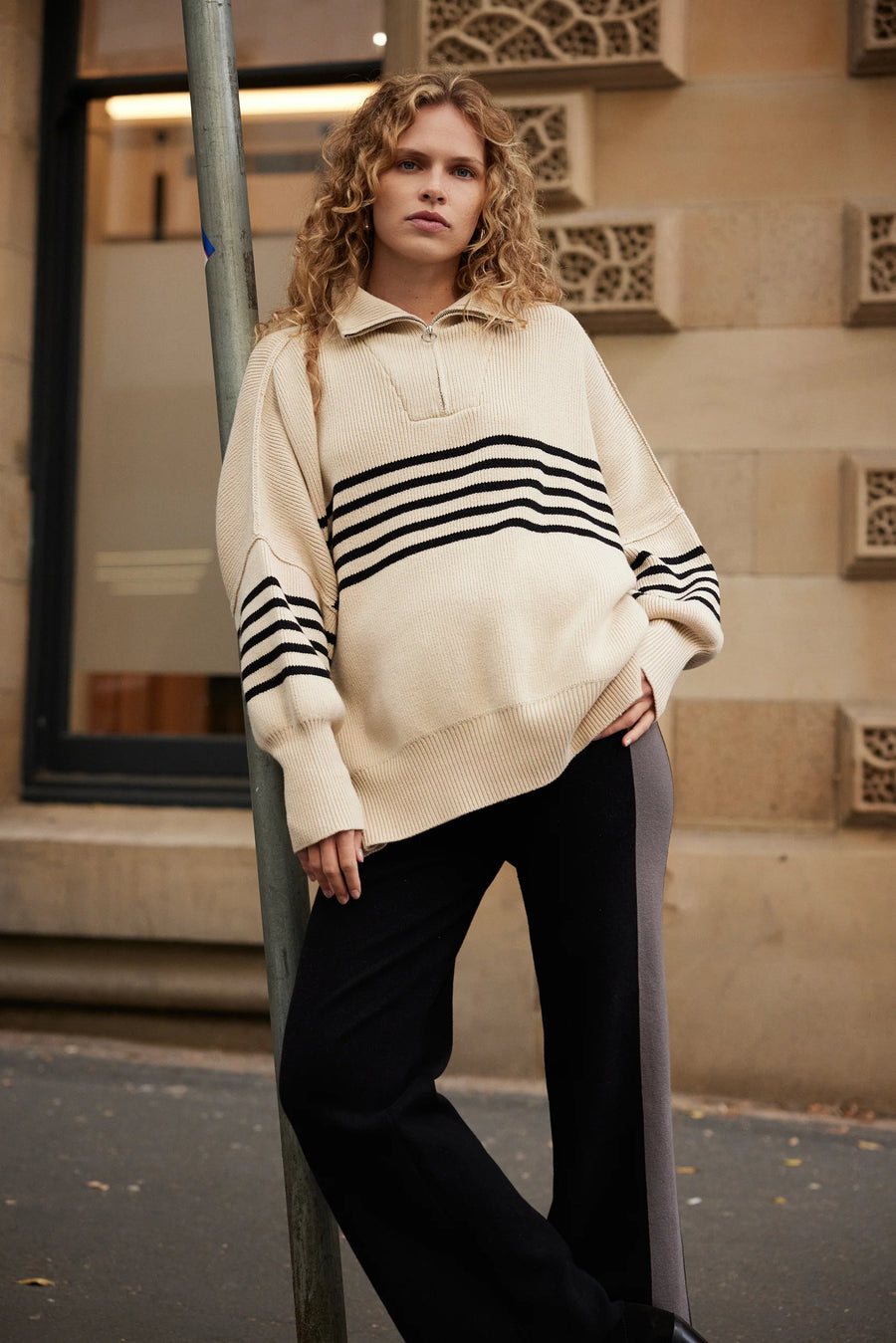 London Zip Sweater Stripe Sand | Black